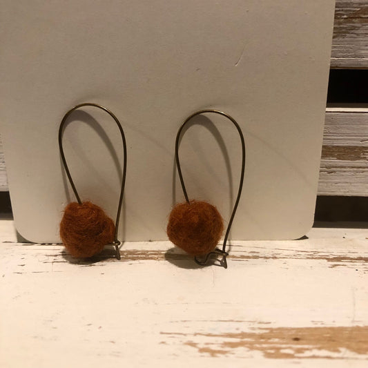 Discover Farm Fresh Elegance: Handcrafted Wool Earrings from our Charming Sheep Farm